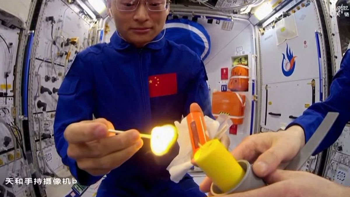 Chinese Astronauts Conduct Risky Open-Flame Experiment on Tiangong Space Station