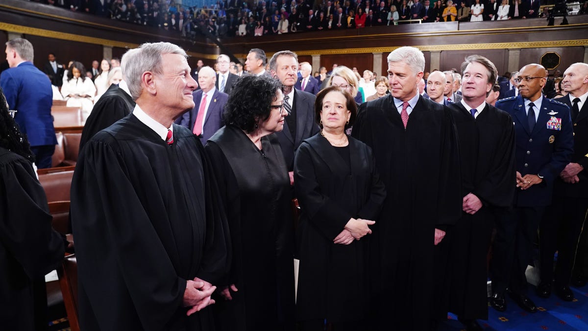 Featured image for Supreme Court to Rule on NRA's First Amendment Challenge to New York Regulators