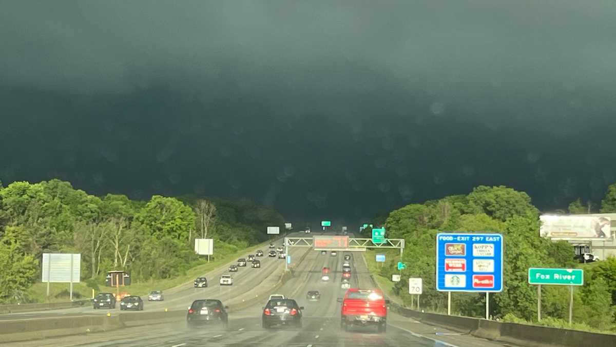 "SE Wisconsin Tornadoes Cause Damage, Community Rallies for Cleanup"