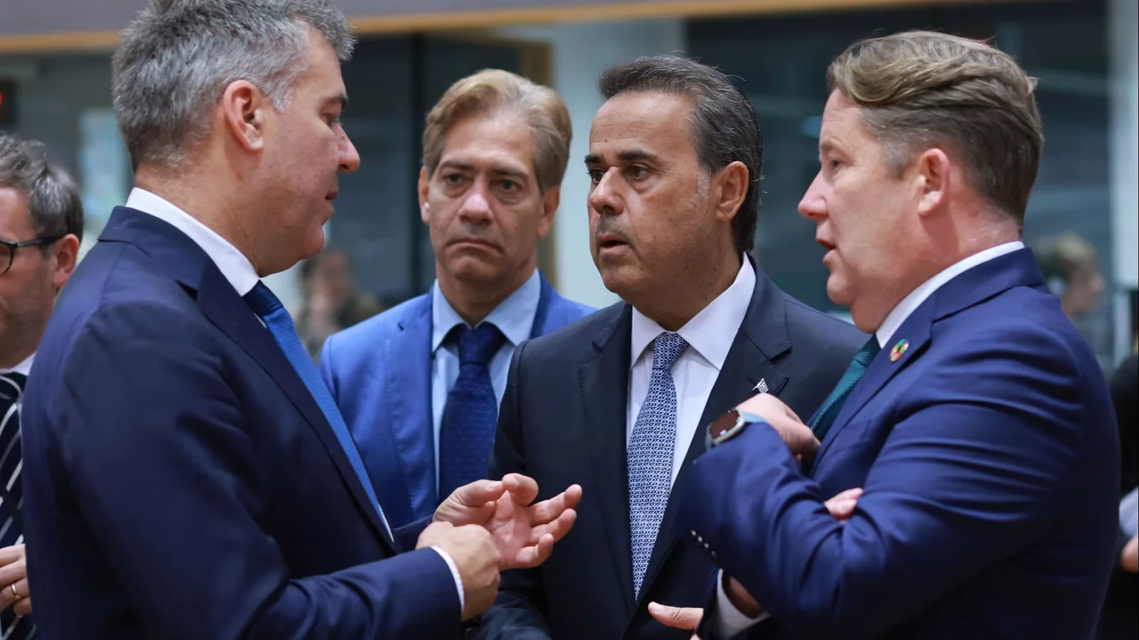 EU Faces Challenges in Finalizing Climate Commitments Before Key UN Conference