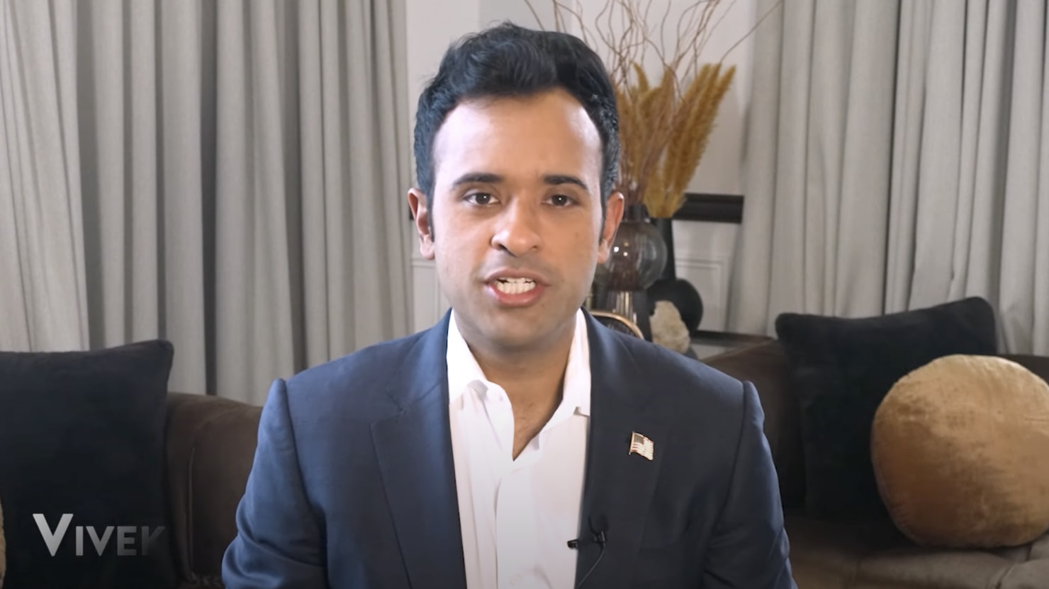 Ramaswamy's Unconventional Ad Tactics Amid Presidential Campaign Struggles