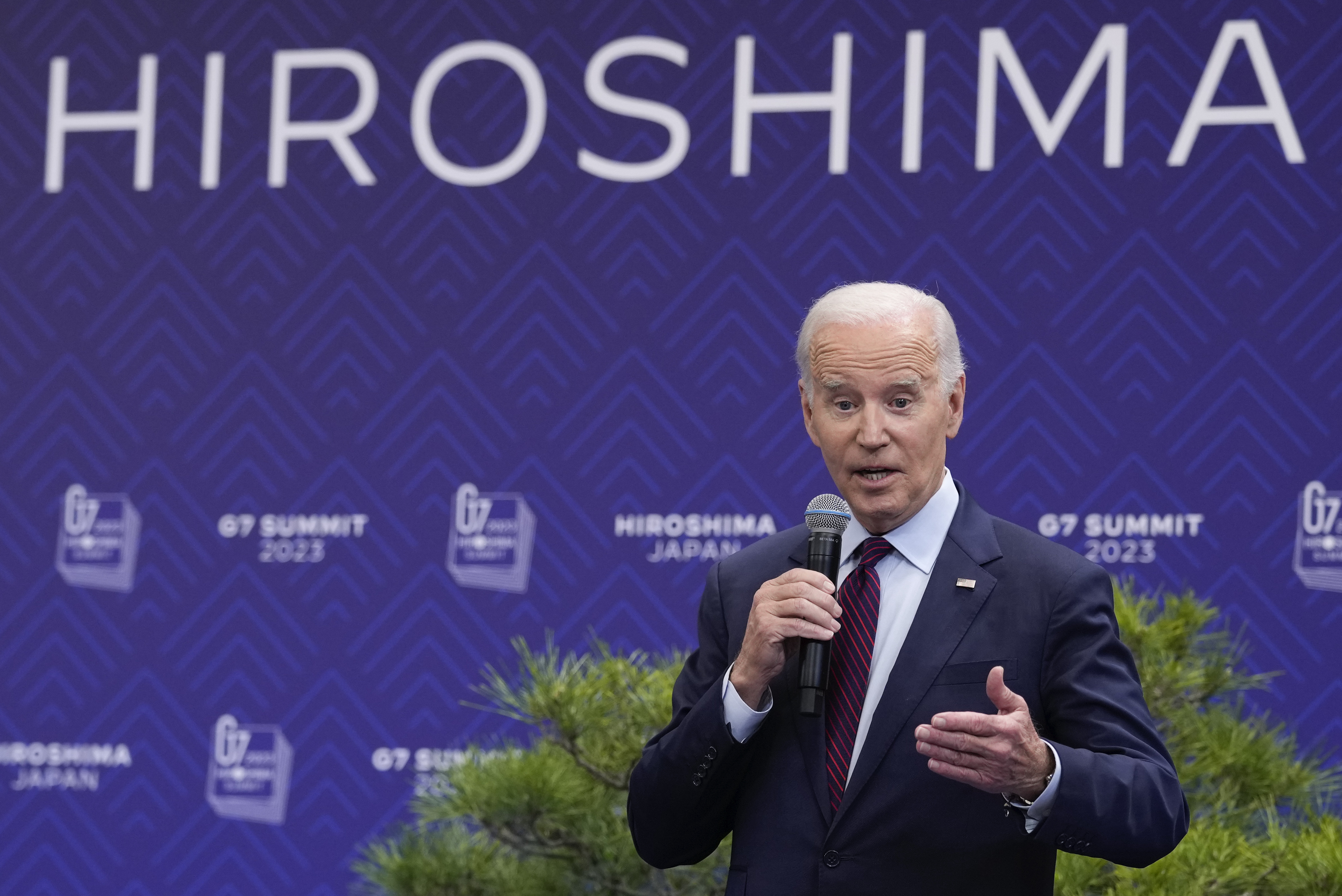 Debt ceiling negotiations escalate as Biden urges Republicans to move from 'extreme positions'.