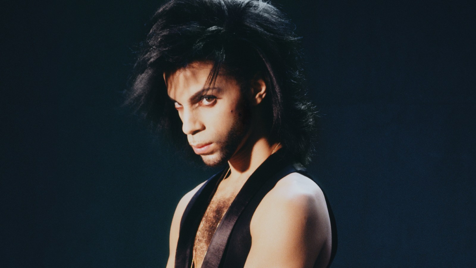 "Prince's Unreleased Gems: New Reissue of 'Diamonds and Pearls' Era"