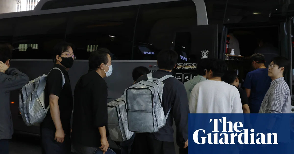 Featured image for South Korea Reviews Human Rights Concerns Following U.S. Hyundai Raid