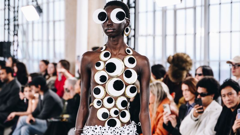 Featured image for "NYFW 2024: Redefining Dress Codes with Celebrities, Designers, and Street Style"