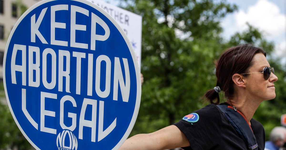 "Tennessee Court Considers Blocking Abortion Ban's Medical Exception Challenge"