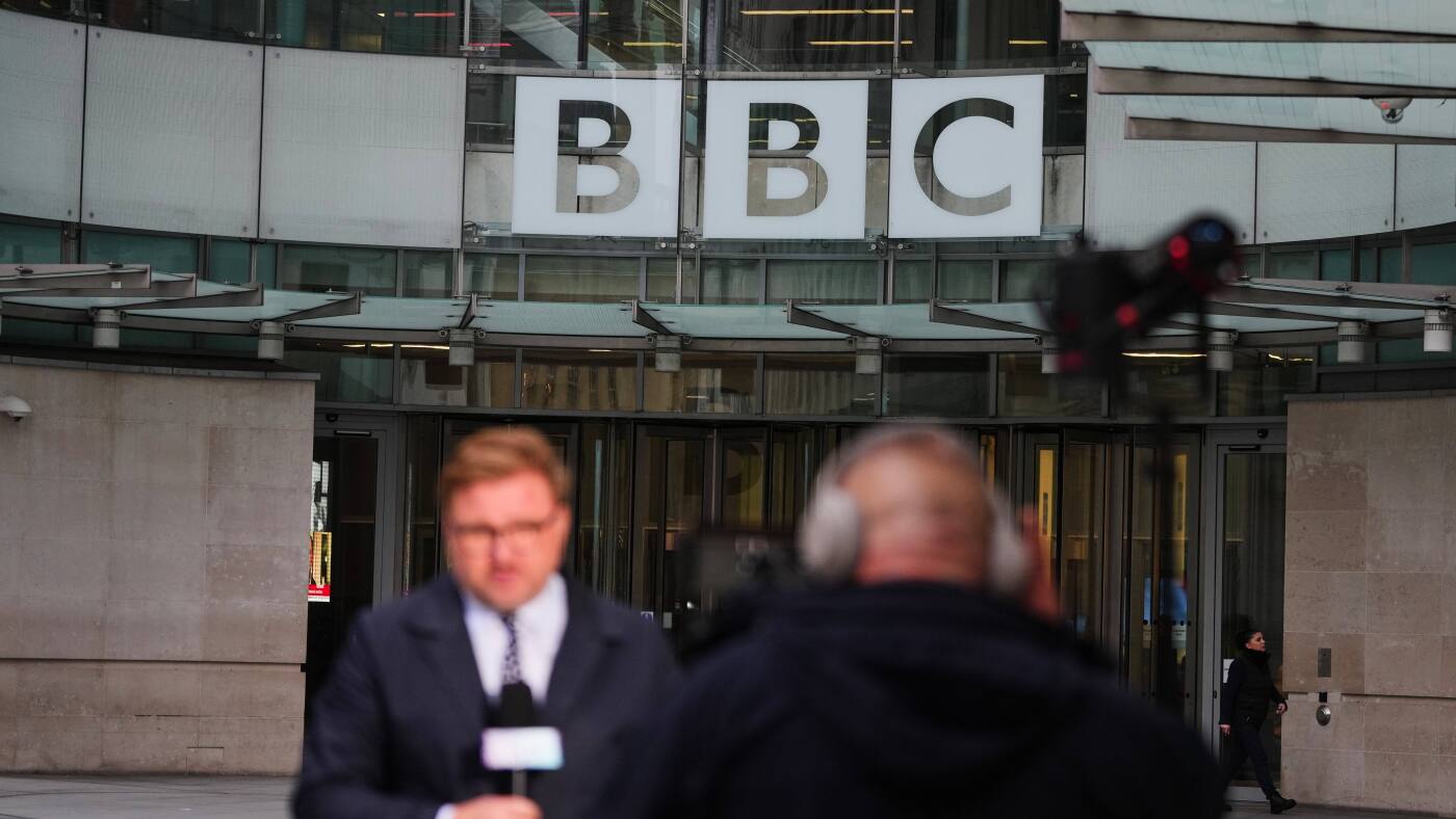 Featured image for Trump's $10 Billion Lawsuit Against BBC: A Closer Look