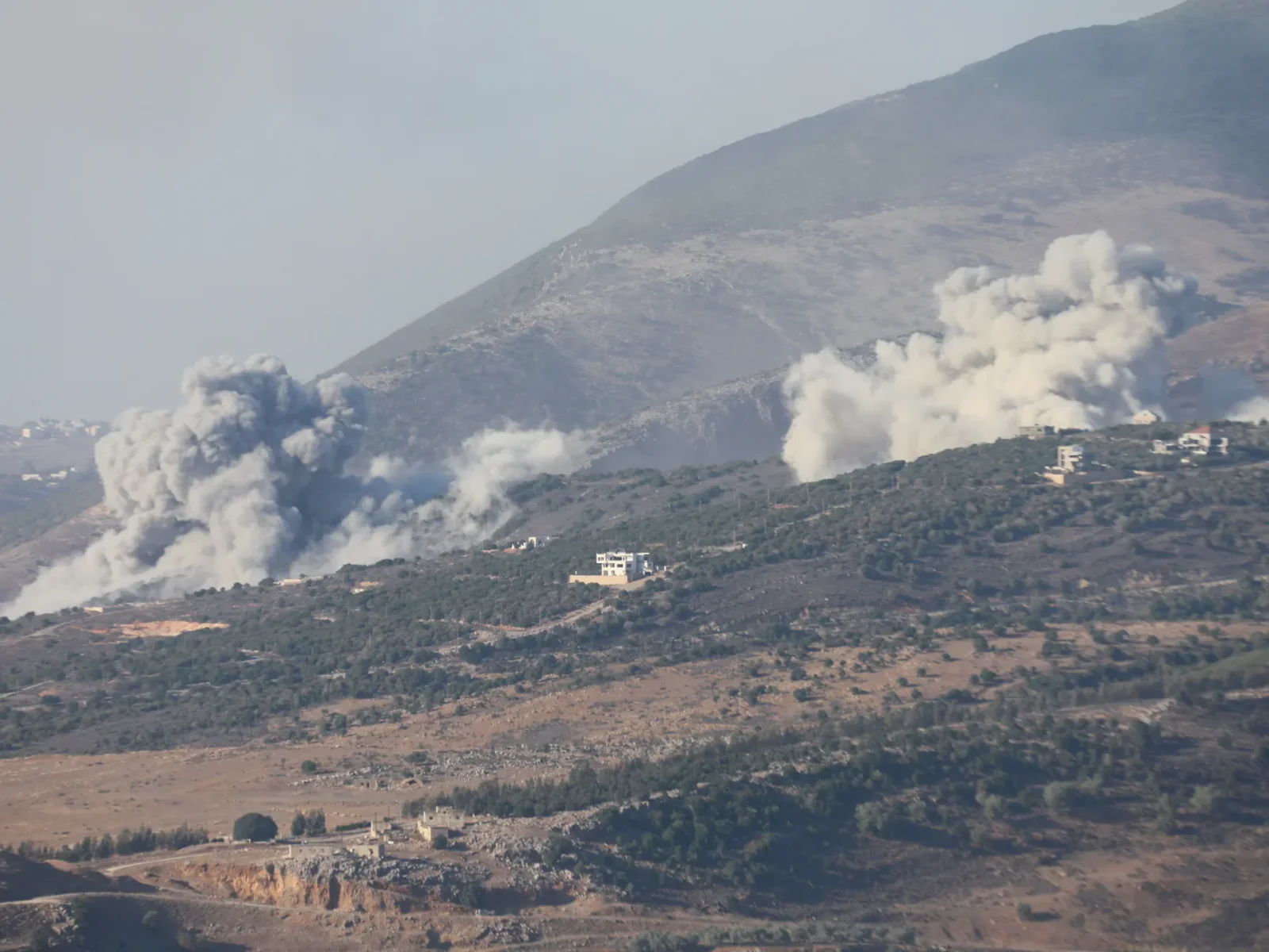 Four killed in Israeli airstrike on Lebanon-Syria border