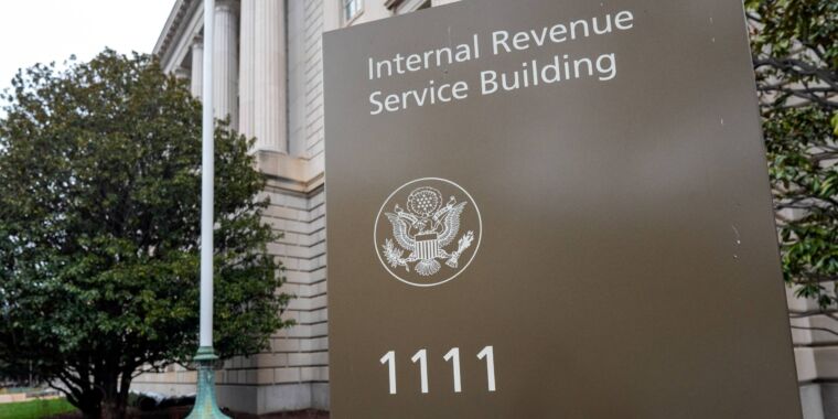 Featured image for "IRS Launches Direct File Program for Free Tax Filing in 12 States"