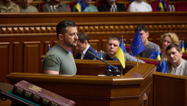 Zelensky Urges National Agreement in Ukraine for Victory, Calls Russian Leaders 'Bandits'