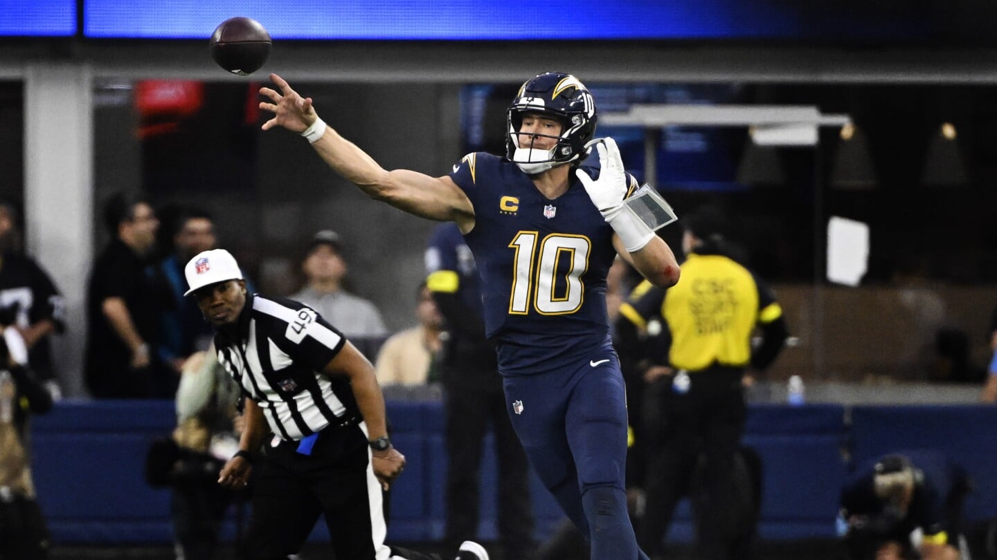 Featured image for Justin Herbert's Hand Injury and Chargers' Week 13 Victory