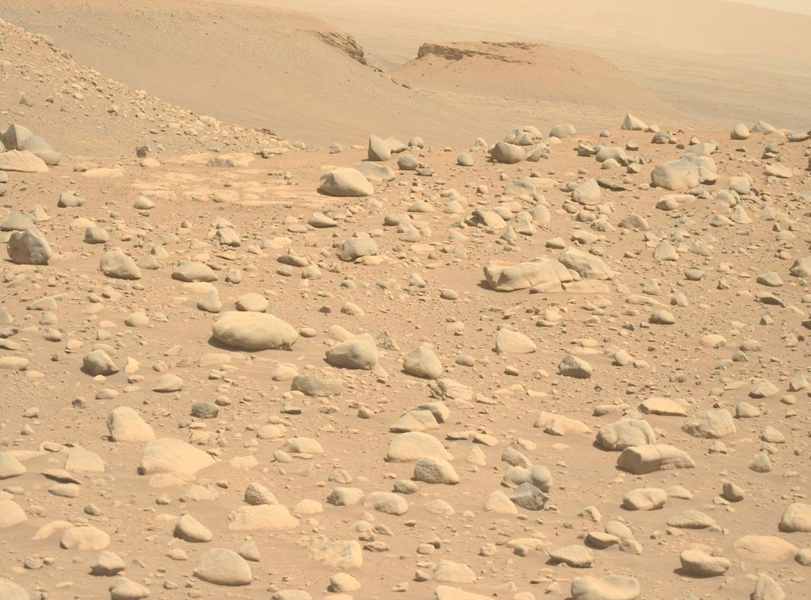 NASA Mars Mission Discovers Massive Boulders on Red Planet