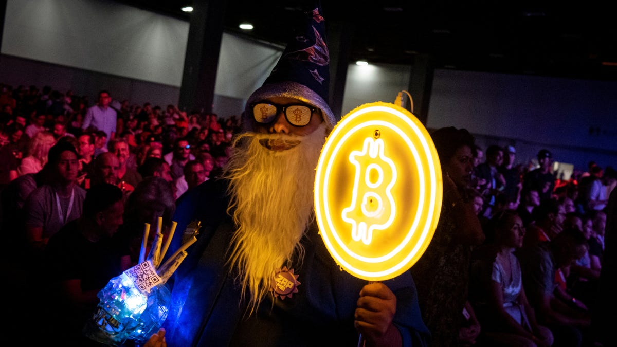 Featured image for "Bitcoin Halving: 5 Cryptocurrencies to Watch as Countdown Begins"