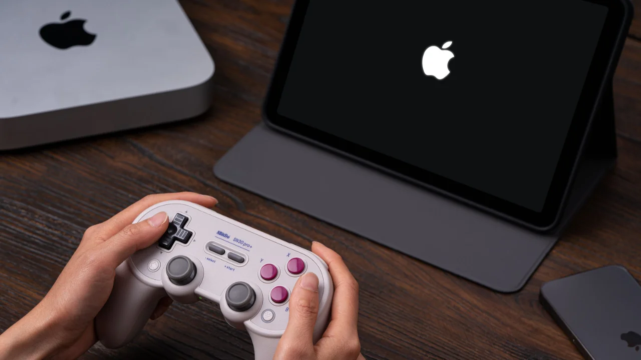 8BitDo Controllers Now Compatible with Apple Devices for Retro Gaming