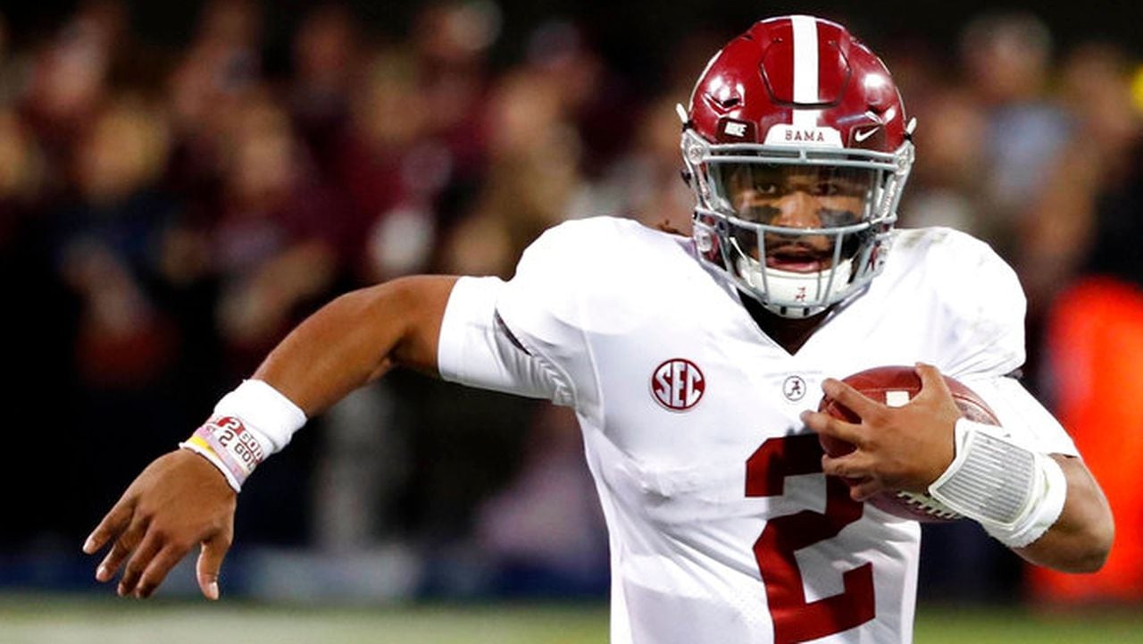 "College Football Hall of Fame Ballot: Who's In and Who's Out?"