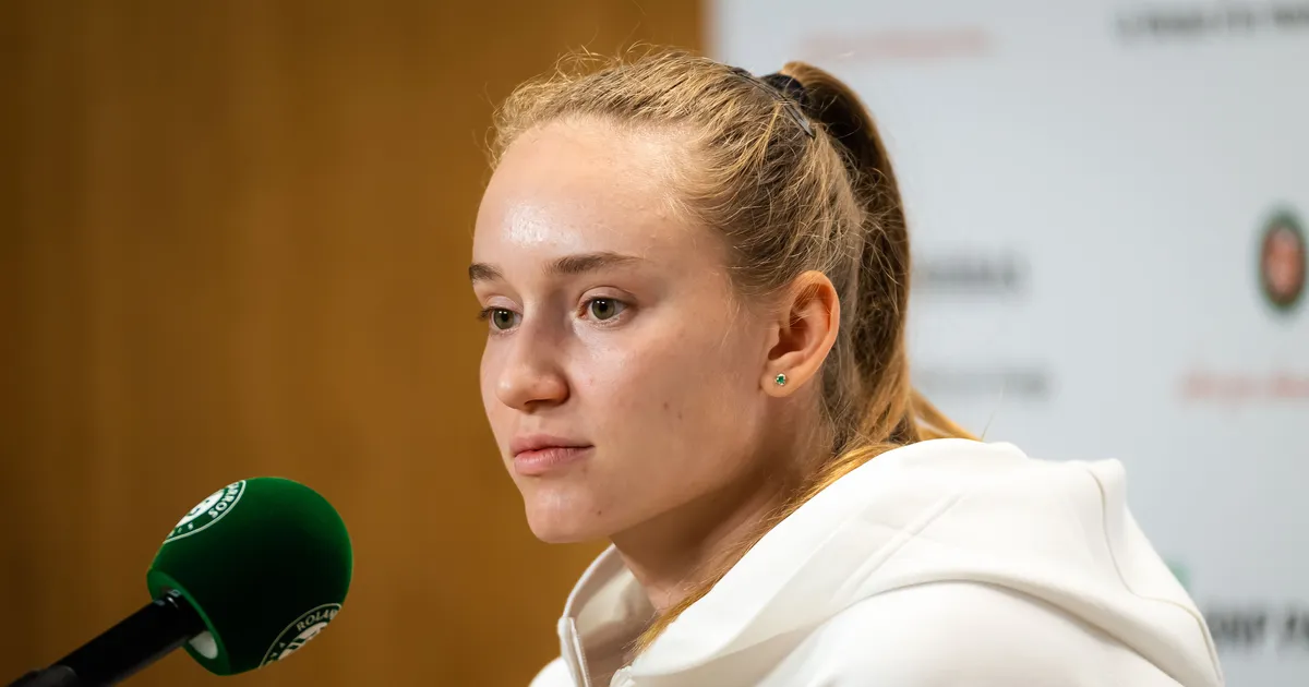 Elena Rybakina withdraws from French Open due to illness.