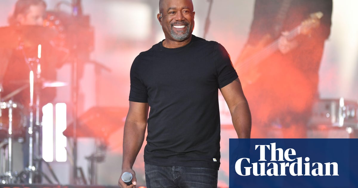 Featured image for "Darius Rucker Reflects on Music, Family, and Overcoming Past Struggles in New Memoir"