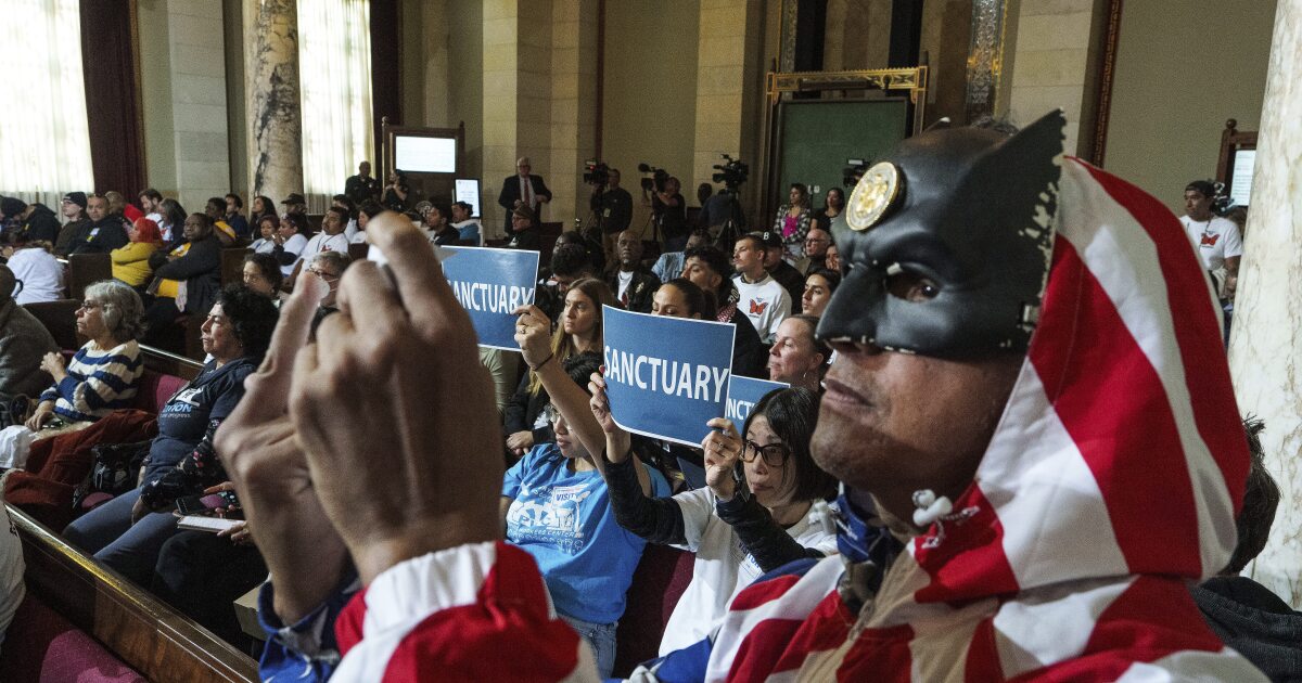 Los Angeles Strengthens Sanctuary Status Amidst Federal Immigration Tensions