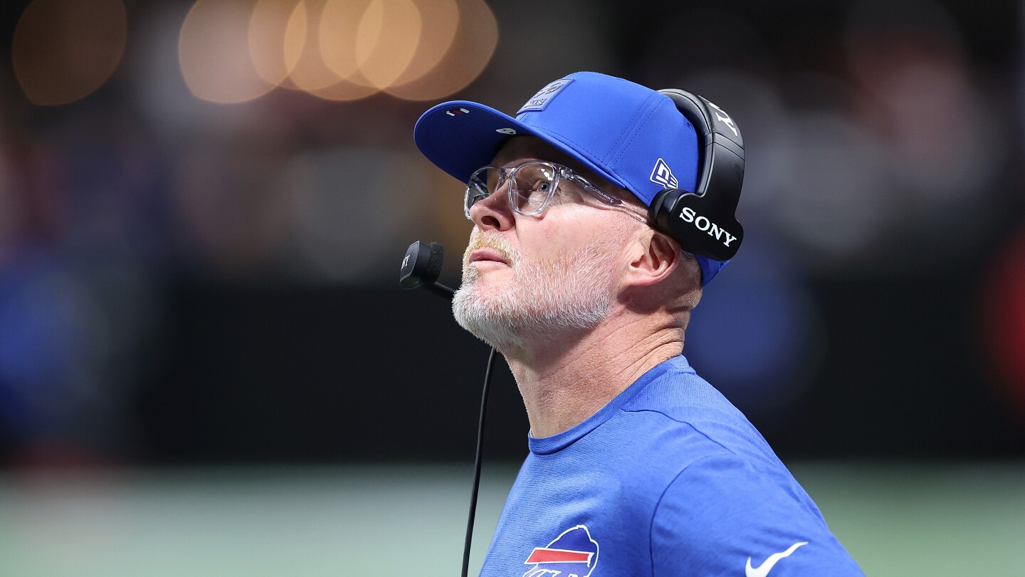 Featured image for Bills and Dolphins Clash in Key AFC East Matchup