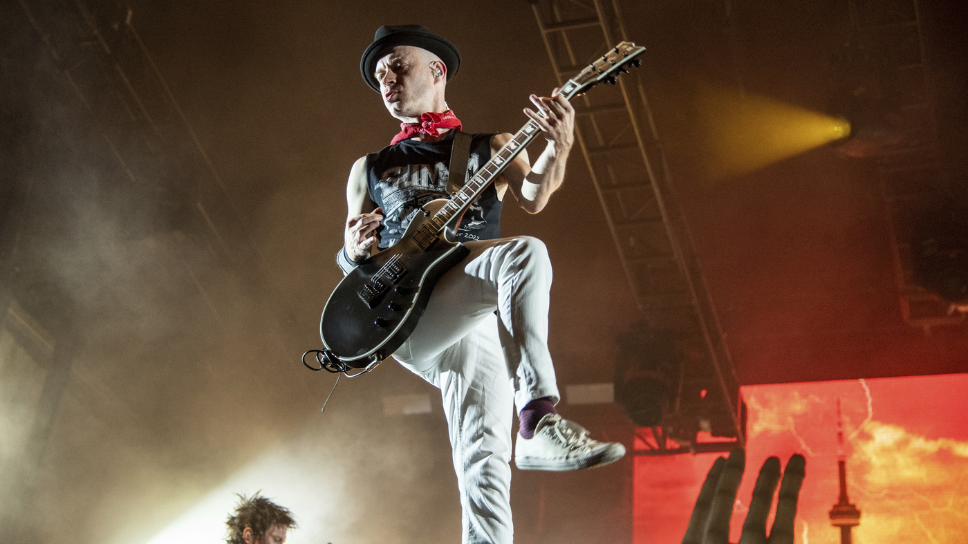 Featured image for Sum 41 Announces Breakup After 27 Years Together