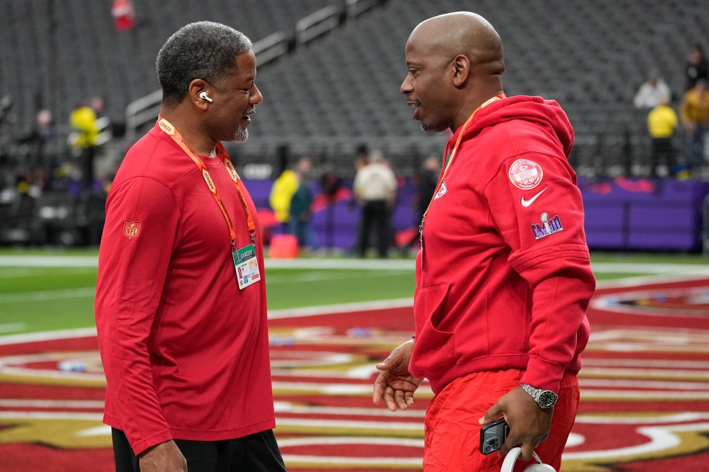 "49ers Consider Chiefs' Dave Merritt for Defensive Coordinator Role"