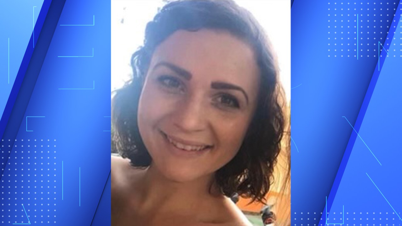 Investigation into disappearance of Minnesota mom continues despite fruitless search efforts.