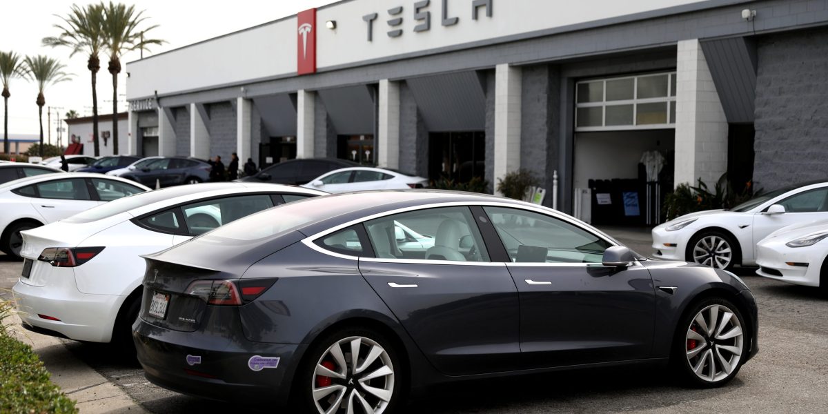 Featured image for Jury Rules Tesla Autopilot Not at Fault in Fatal 2019 Crash