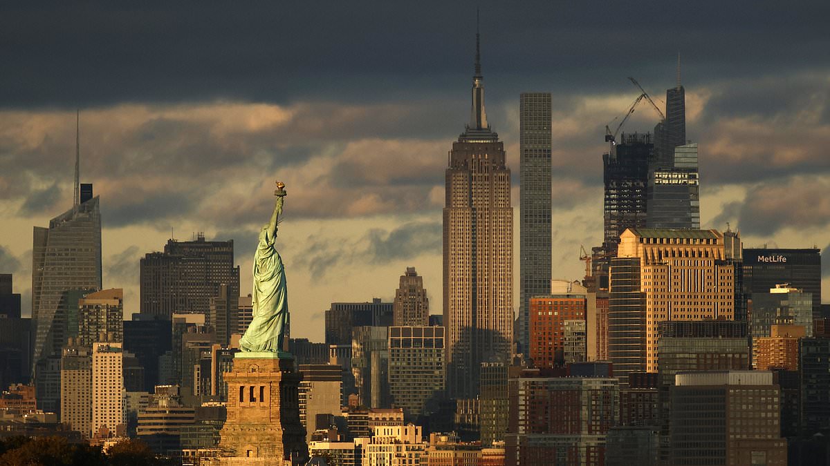 "Meteor Causes Shaking and Boom Over NYC and NJ"