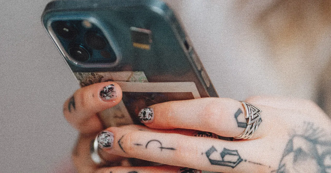 Featured image for Managing Files on iOS and Android