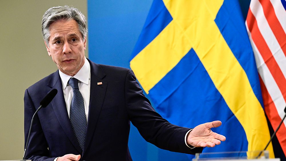 US pushes Turkey to support Sweden's NATO membership.