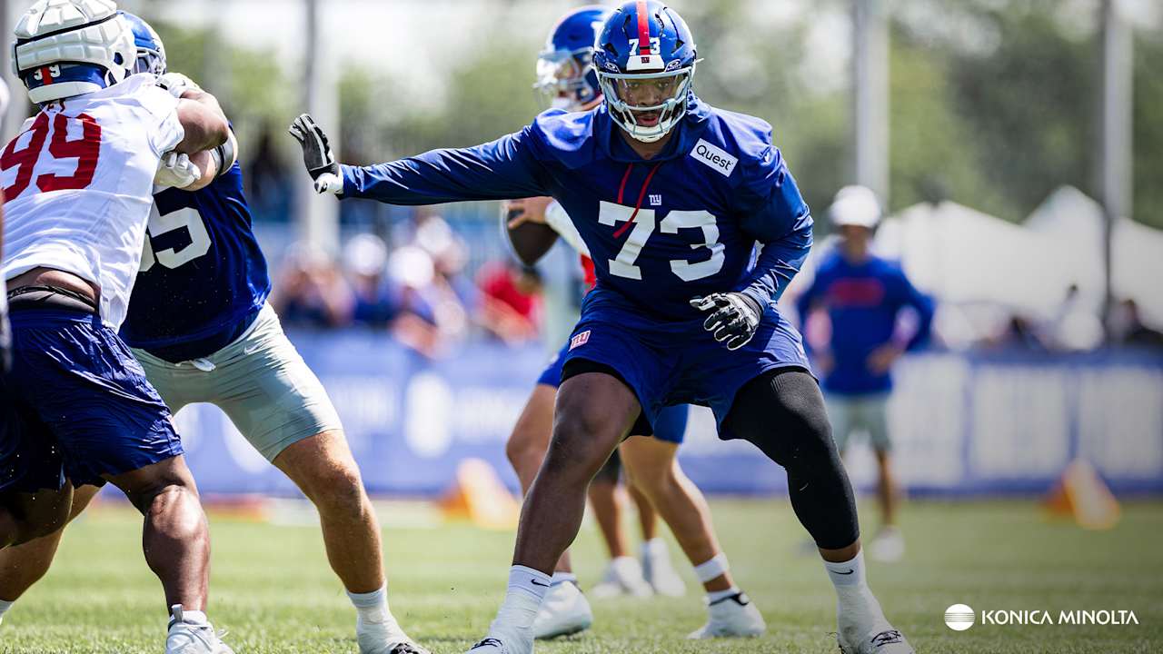 Featured image for Evan Neal Overcomes Challenges and Gains Trust with Steady Improvement