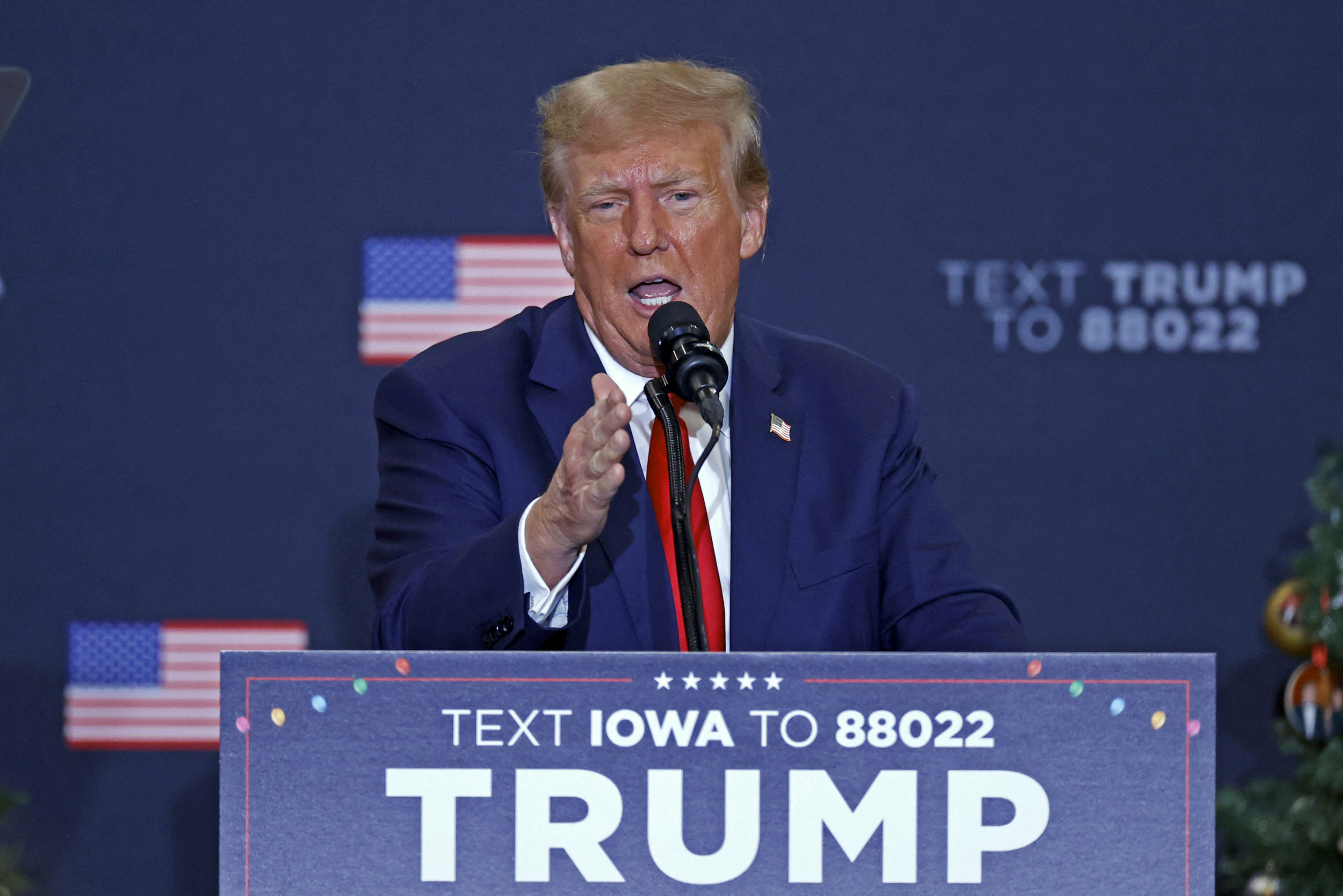 "Trump's Supreme Court Challenge Risks Colorado Ballot Eligibility"