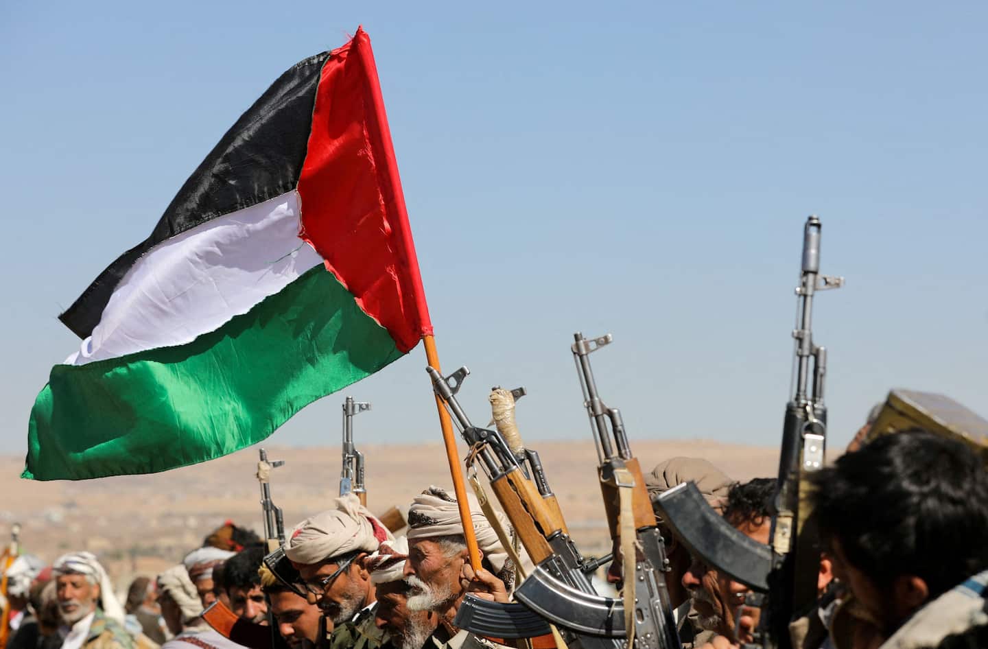 "US Escalates Strikes Against Houthis in Yemen"