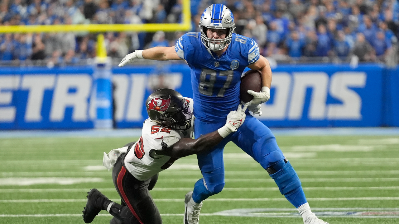 Featured image for "Buccaneers' Clock Management Controversy: A Costly Mistake for Lions?"