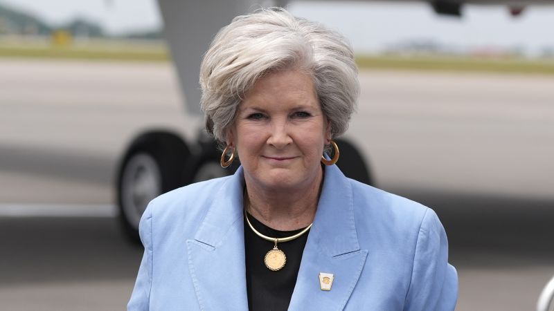 Featured image for Susie Wiles: The Unassuming Powerhouse Behind Trump's Inner Circle