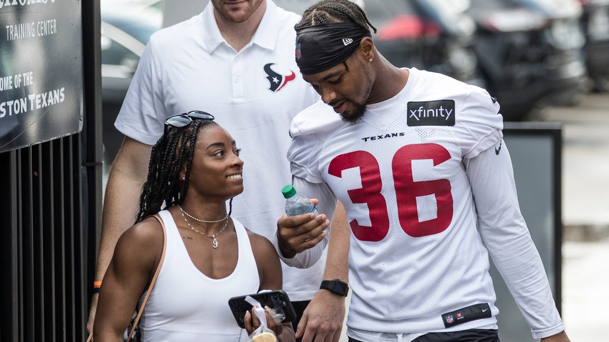 Packers add Simone Biles' husband to their roster