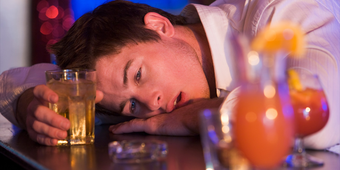 Featured image for Startling Sensitivity Linked to Binge Drinking in Young Adults