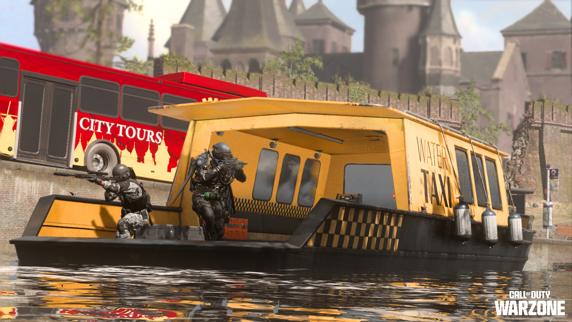 "Expert Reveals Top Warzone Loadouts and Secret Tunnel Network"
