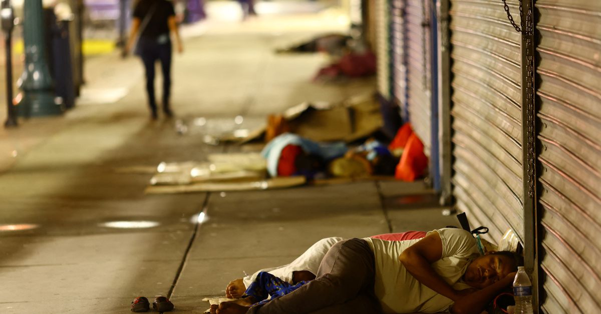El Paso, Texas Reaches Breaking Point as Migrant Surge Overwhelms City