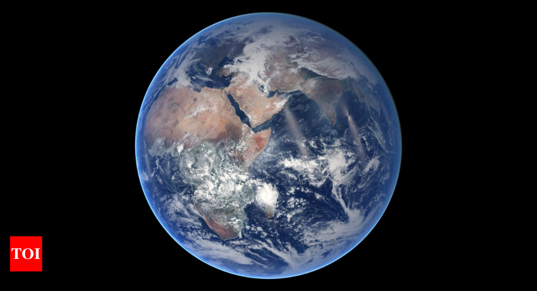 Featured image for Earth's Slowing Core Could Lead to Longer Days