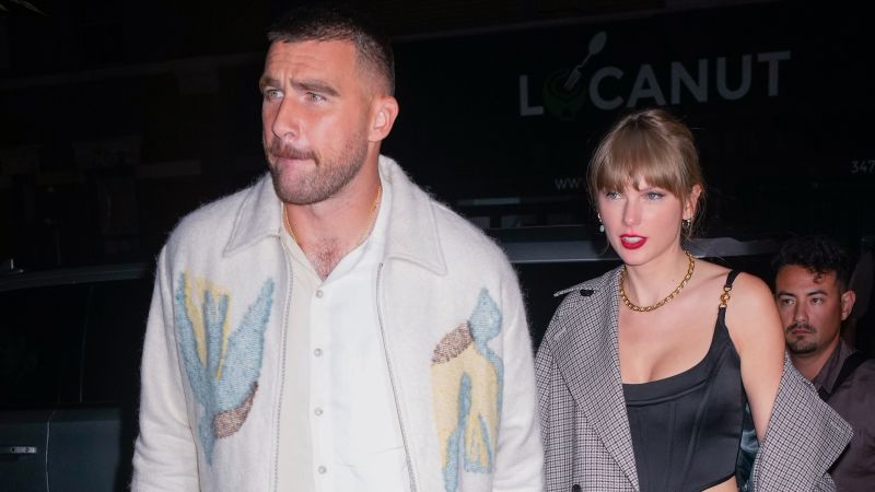Featured image for Taylor Swift Sets the Record Straight on Her Romance with Travis Kelce