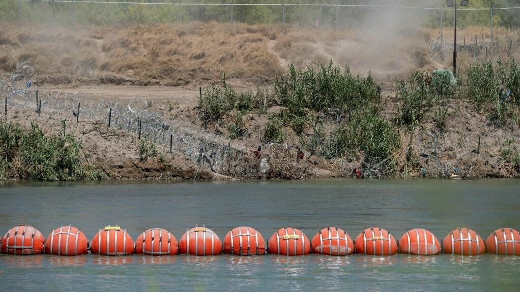 Featured image for Federal Judge Orders Removal of Rio Grande Floating Border Barrier