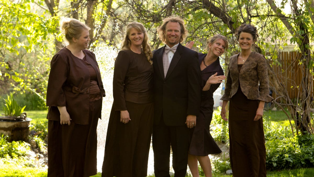 Featured image for "Sister Wives' Hunter Brown Pays Tribute to Late Brother Garrison in Emotional Statement"