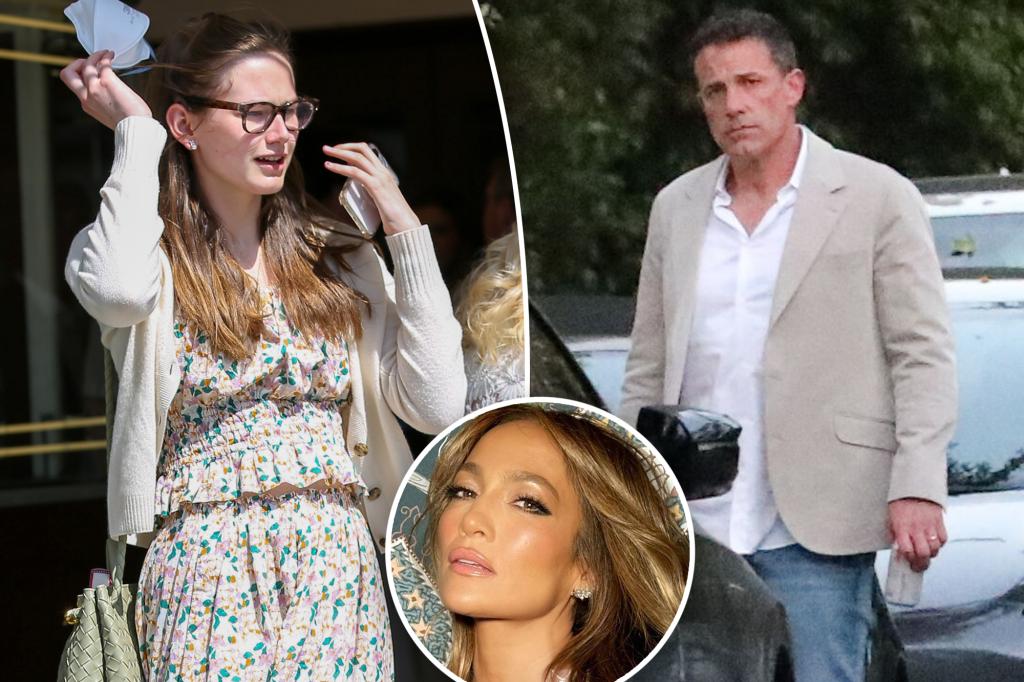 Ben Affleck Attends Daughter's Graduation Solo Amid JLo Split Rumors