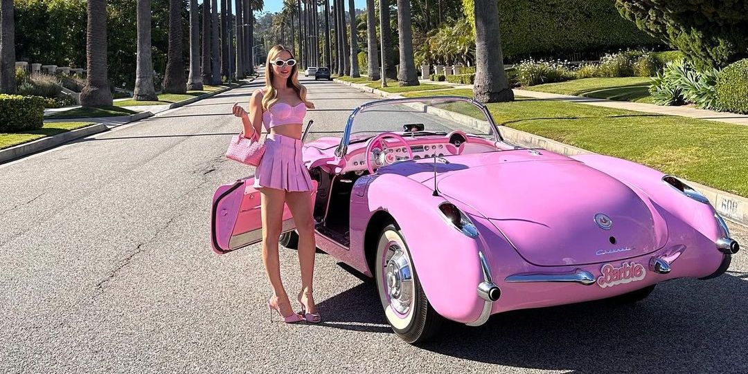 "Barbie Movie Buzz: From Dreamhouse to Cast Behind-the-Scenes"