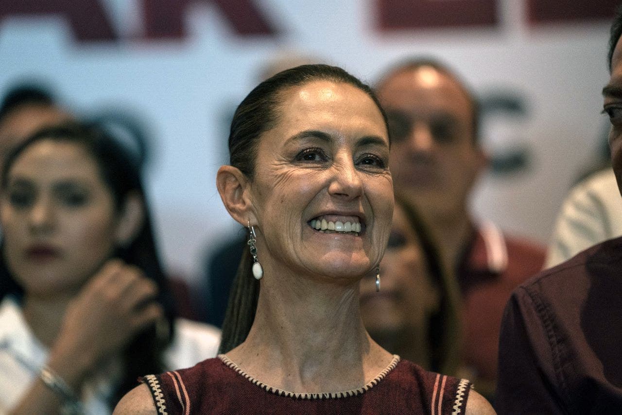 Featured image for Mexico City Mayor Resigns to Run for First Female Presidency Bid