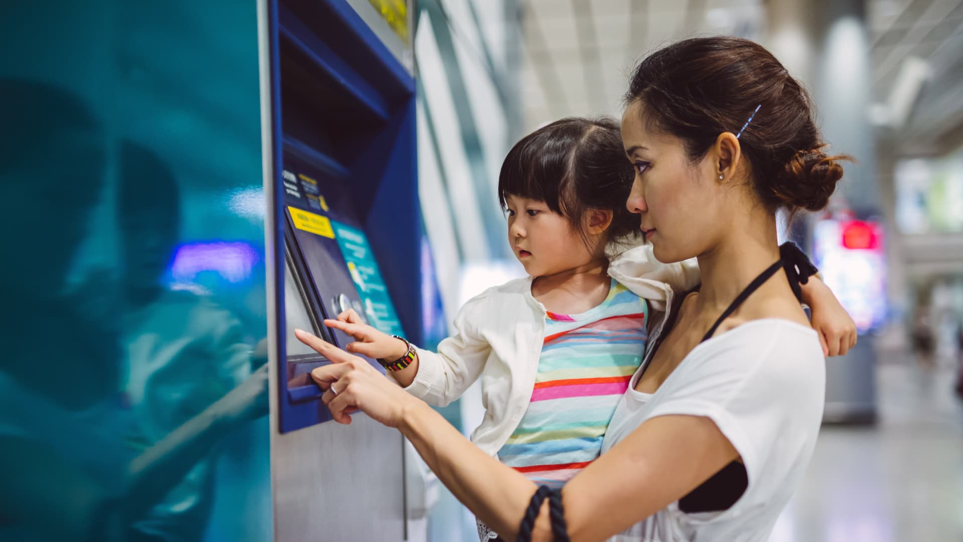 Featured image for "Biden Administration's Plan to Drastically Reduce Bank Overdraft Fees"