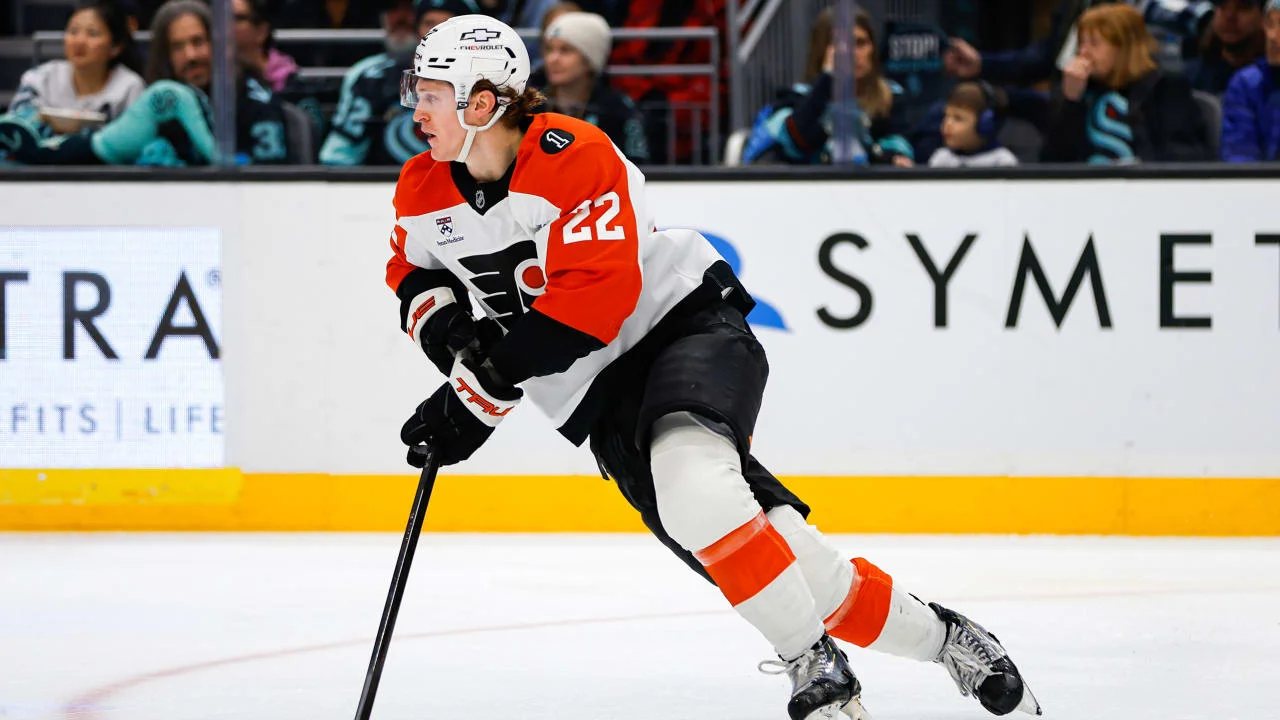 Featured image for Flyers Extend Christian Dvorak with 5-Year, $25.75M Deal