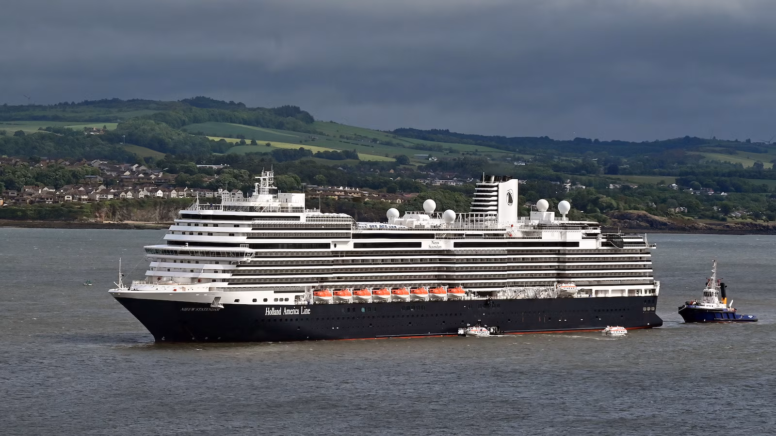 Featured image for Search Continues for 77-Year-Old Woman Overboard from Cruise Near Cuba