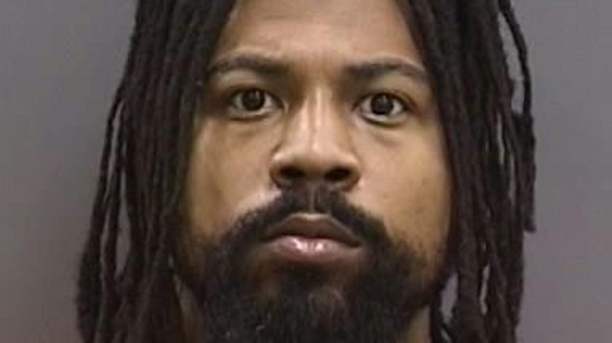 Featured image for "Former NFL Defensive Back Cameron Sutton Turns Himself In for Domestic Battery Charges"